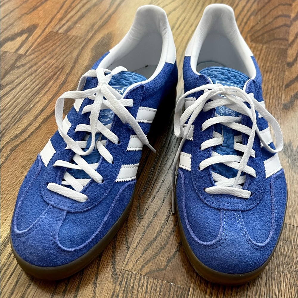 Blue adidas Originals Gazelle Indoor Sneakers, size 9 US